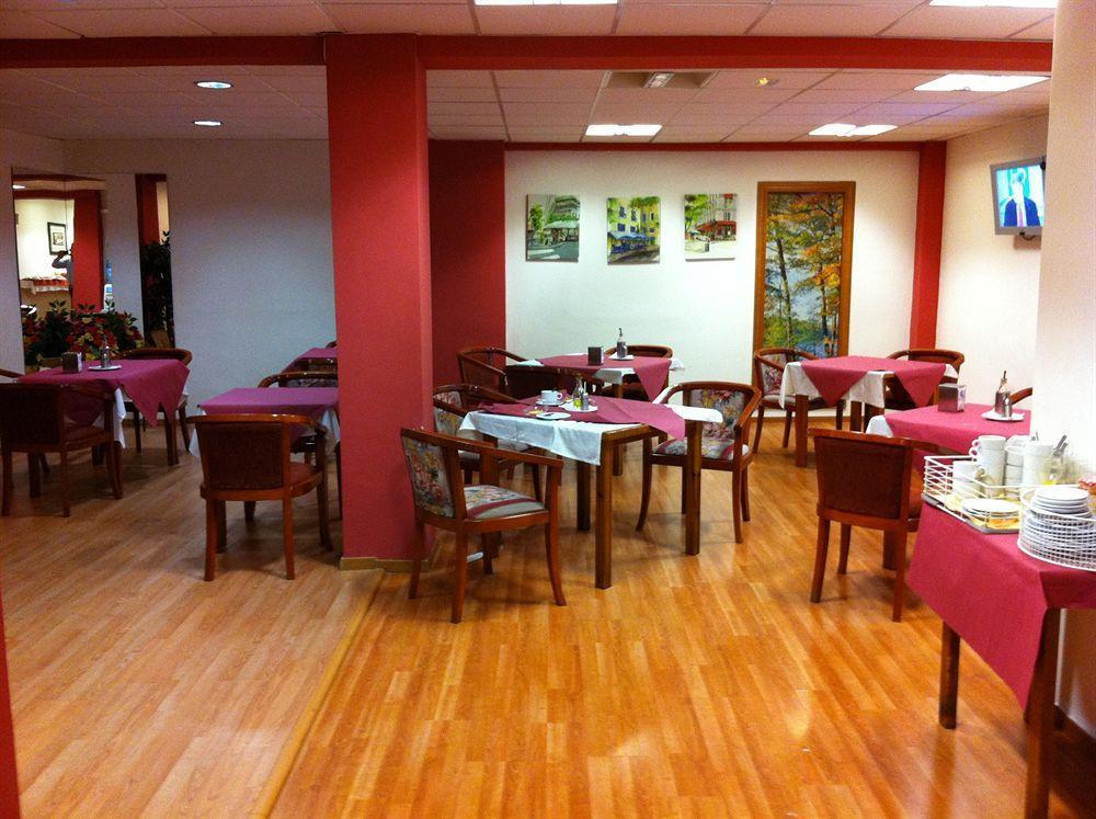 Hotel La Curva 알보로테 외부 사진