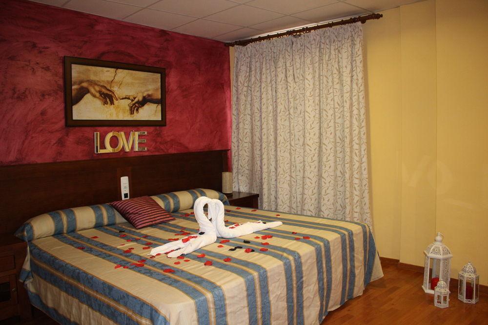 Hotel La Curva 알보로테 외부 사진