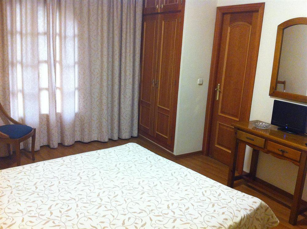 Hotel La Curva 알보로테 외부 사진