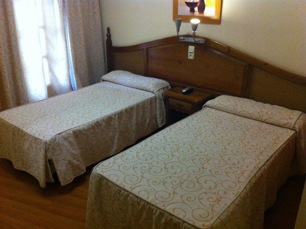Hotel La Curva 알보로테 외부 사진